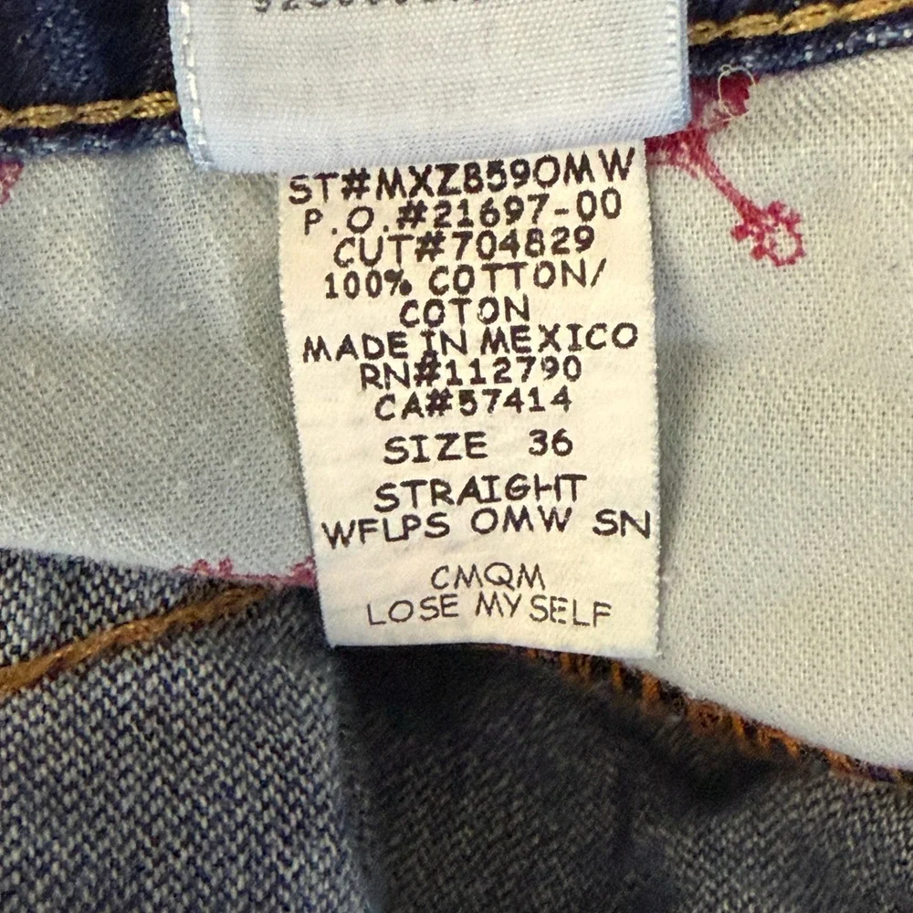 True Religion Straight Flap Jeans Mens 36x32 100% Cotton Distressed Ripped